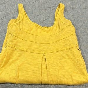 EUC LUCKY BRAND YELLOW TANK TOP LARGE